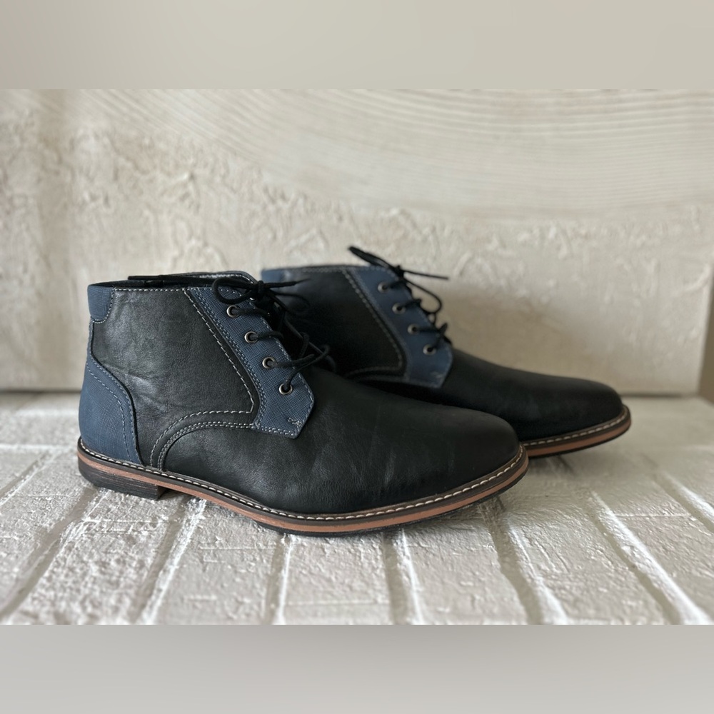 Vance Co. Black and Blue Chukka Boots